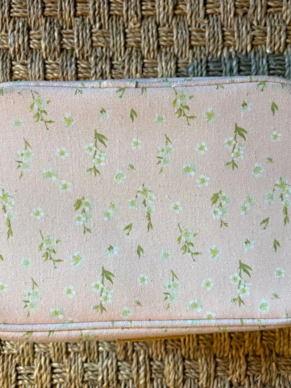Lucky Brand Travel Makeup & Toiletries Train Case Organizer in Floral Print
